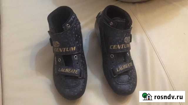 Ботики для Роликовых коньков Centum Laureate 41 ра Москва - изображение 1