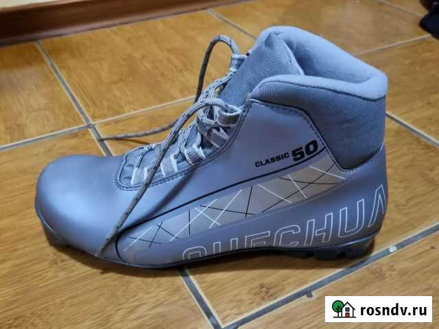 Лыжные ботинки классические Выборг - изображение 1