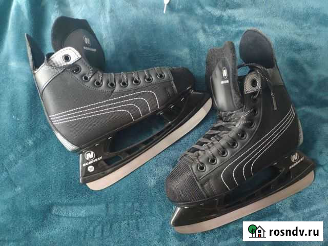 Коньки хоккейные 38 размер Череповец - изображение 1