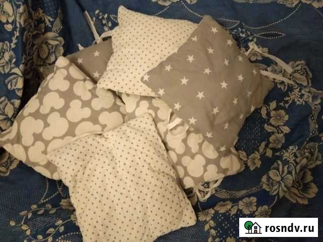 Бортики в детскую кроватку бу Боровичи - изображение 1