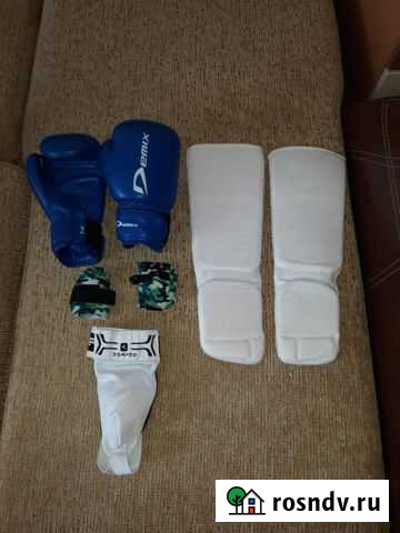 Детская спортивная амуниция перчатки, щитки, бинты Краснодар - изображение 1