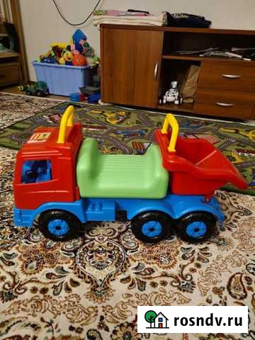 Машинка каталка Миасс - изображение 1