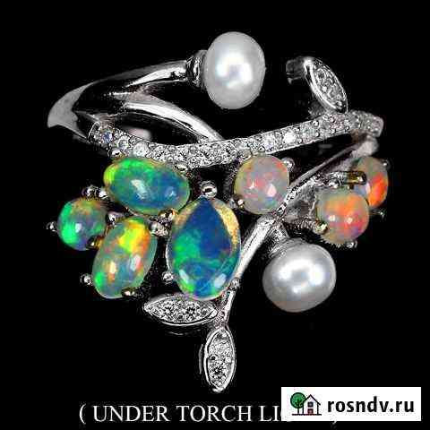 Серебряное кольцо с опалами и жемчугом Углич