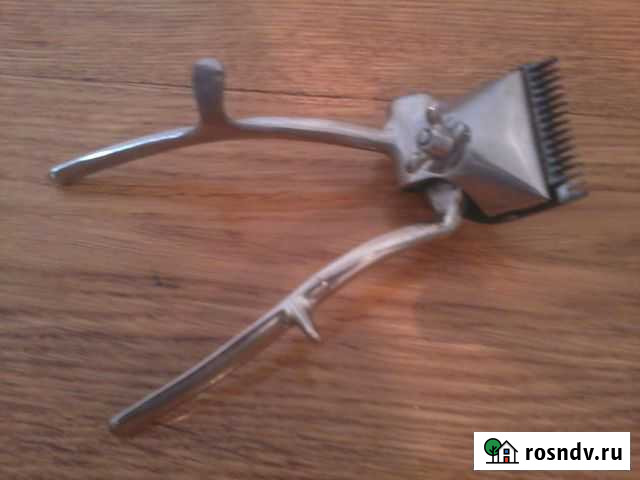 Машинка для стрижки волос ручная СССР Балашов - изображение 1