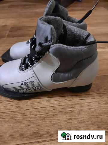 Лыжные ботинки Омск - изображение 1