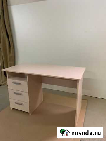 Стол письменный Волжский - изображение 1