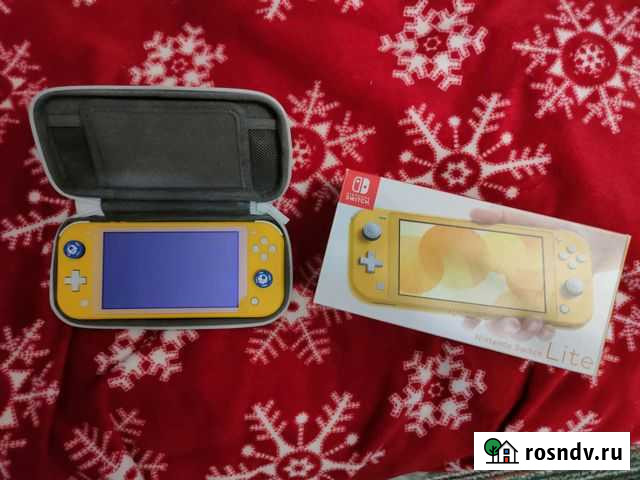 Nintendo switch lite с чехлом и полным комплектом Ржев - изображение 1