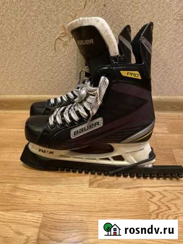 Хоккейные коньки bauer 42 размер Сертолово - изображение 1