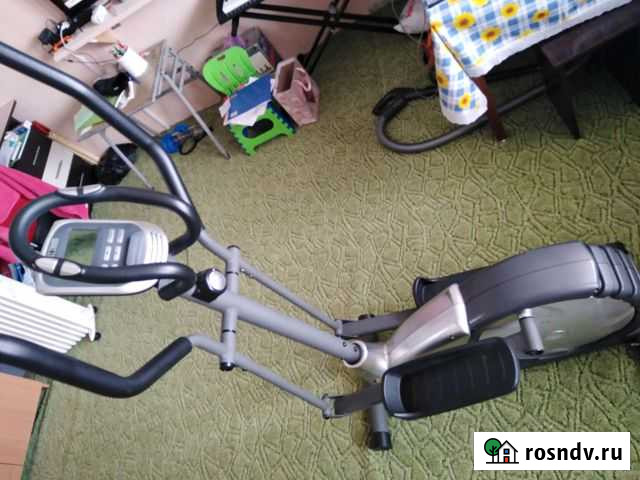 Элепсический тренажер бу Тазовский - изображение 1