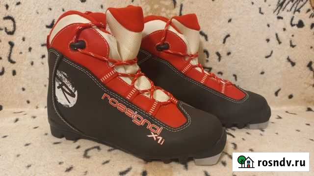 Ботинки лыжные Rossignol р.36-38 Березовский - изображение 1