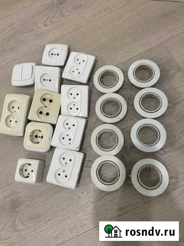 Розетки, выключатели и рамки для светильников Мурманск - изображение 1