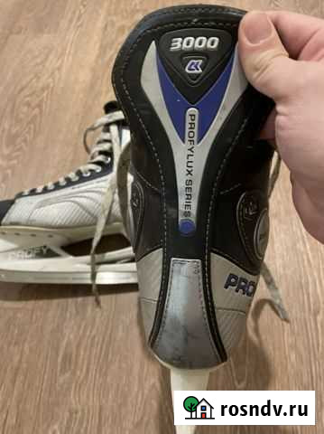 Коньки хоккейные, 44 размер Красноярск - изображение 1