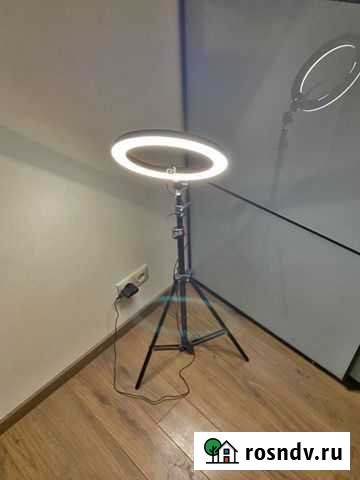 Кольцевая лампа 33см и штатив 210см Сургут - изображение 1
