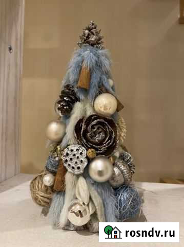 Ёлка с игрушками и природным материалом Томилино - изображение 1