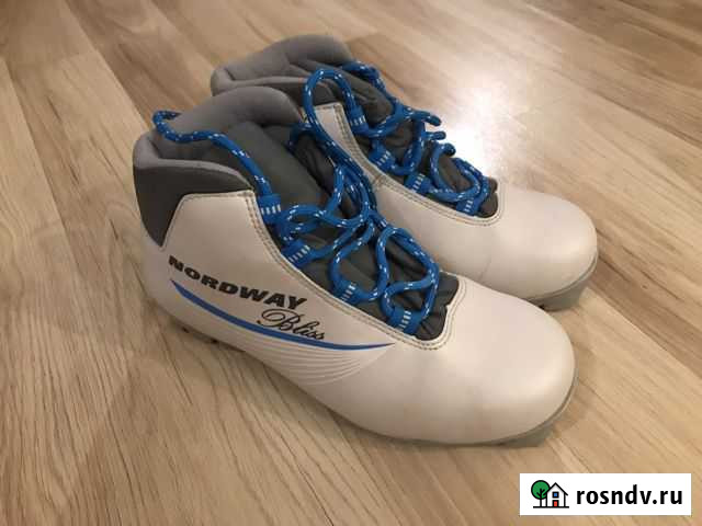 Лыжные ботинки Великие Луки - изображение 1