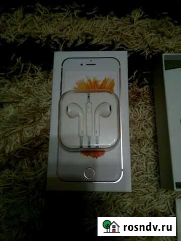 Коробка от айфона 6s, наушники earpods Почеп - изображение 1