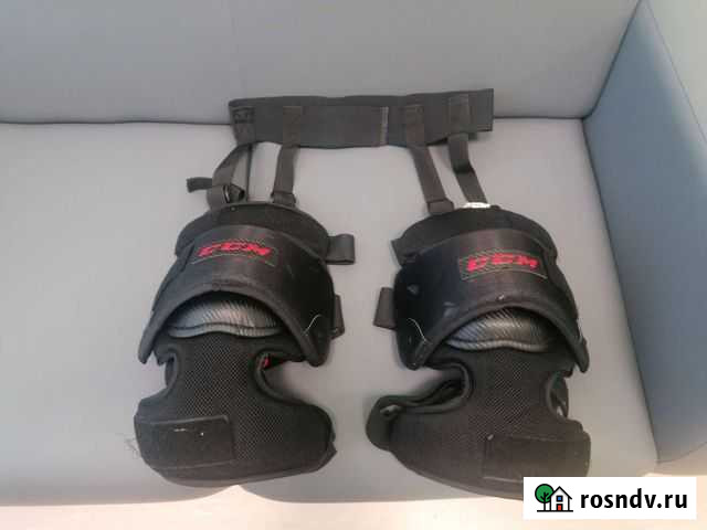 Вратарские наколенники CCM Тольятти - изображение 1