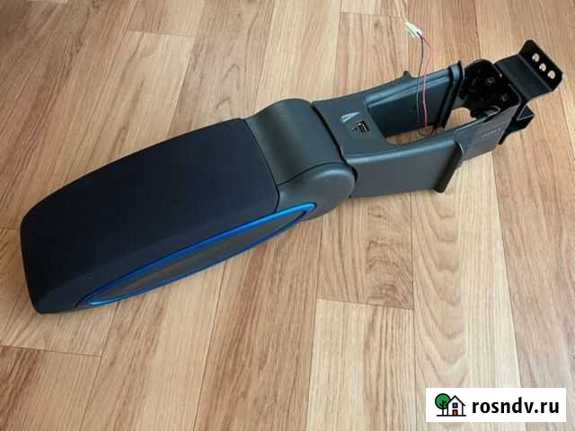 Подлокотник на Nissan Note e-Power Биробиджан - изображение 1