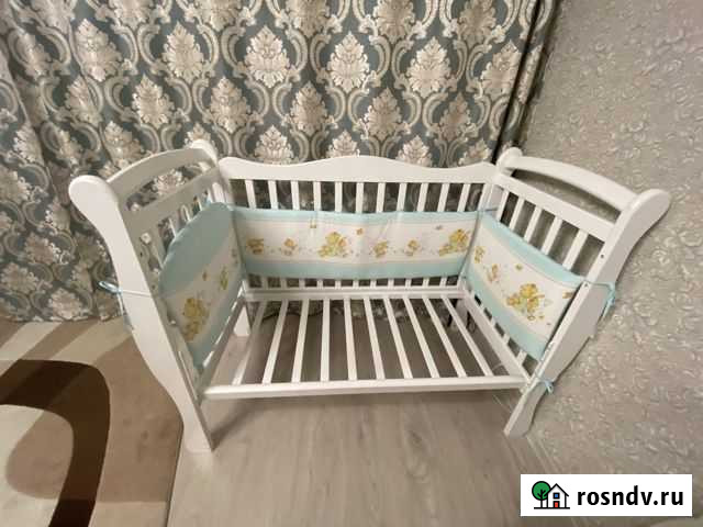 Детская кроватка с маятником и ящиком Челябинск - изображение 1