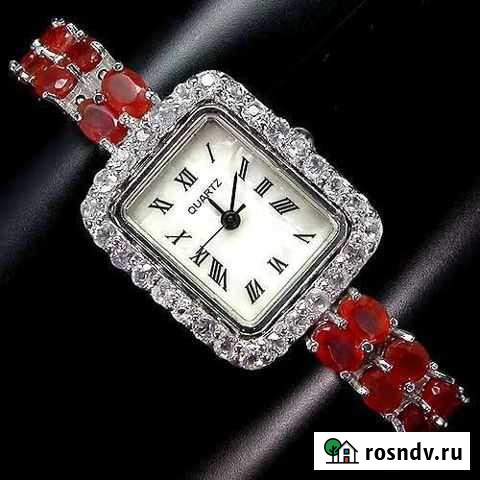 Серебрянные часы с сердоликом и белыми топазами.Ци Апатиты - изображение 1