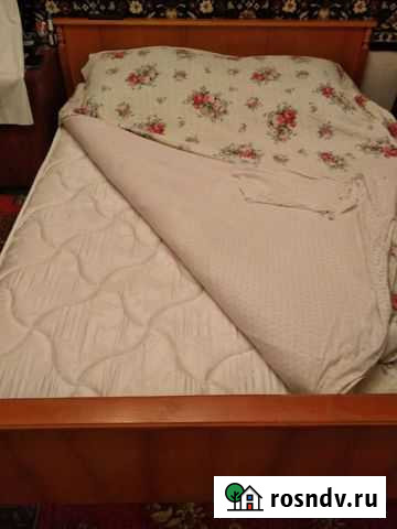 Кровать с матрасом 140 200 бу Красноярск - изображение 1