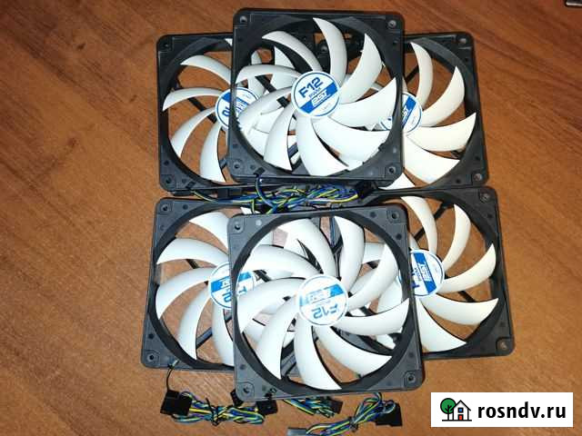 Arctic Cooling F12 PWM, 3 штуки, цена за один Навля - изображение 1