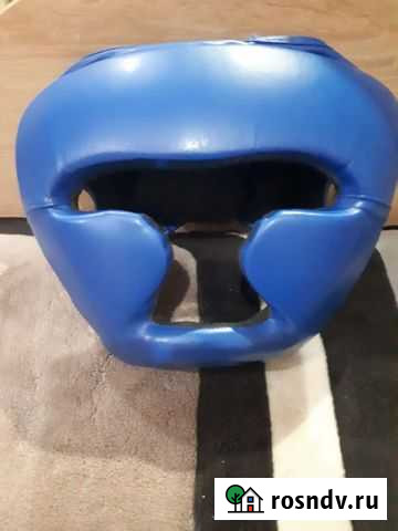 Продаётся Боксерские перчатки и боксерский шлем Тамбов - изображение 1