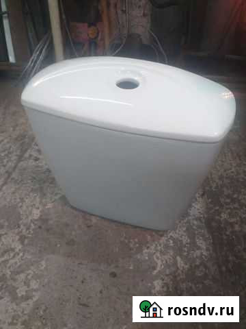 Бачёк от унитаза Азов - изображение 1