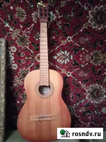 Гитара 6ти струнная СССР Саратов - изображение 1