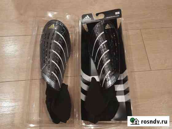 Футбольные щитки Adidas Predator Реутов