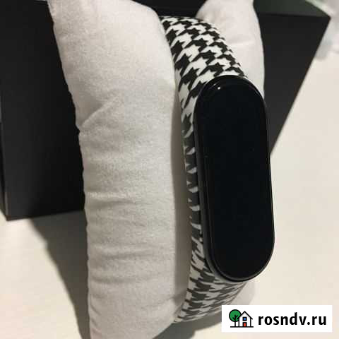 Ремешок для xiaomi mi band 4 Астрахань - изображение 1