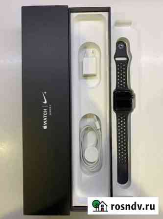 Часы Apple Watch 3 42mm Nike + Конаково