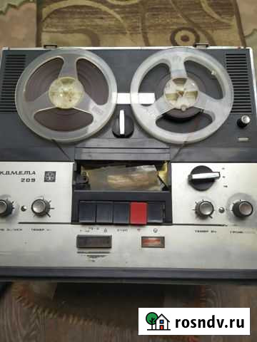 Катушечный магнитофон Комета 209 Саратов - изображение 1