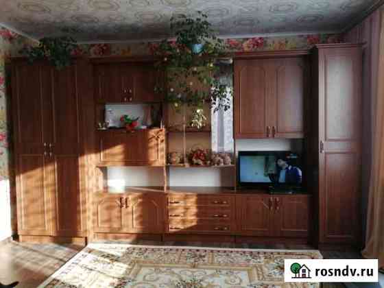 Стенка, состояние хорошее. длинна 3м80см Нарышкино