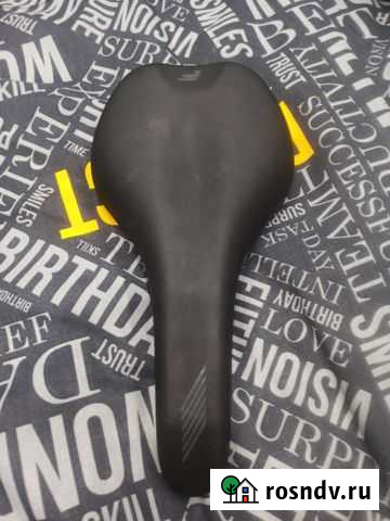 Седло и чехол для седла Жуковский - изображение 1