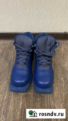 Лыжные ботинки 39 размера крепление NN75 Дзержинск - изображение 1