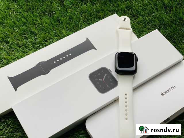 Почти новые Apple Watch SE 44mm. Рассрочка Кострома - изображение 1