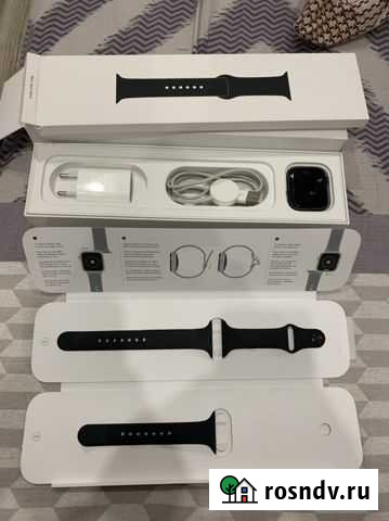Часы apple watch 4 44 mm Сочи - изображение 1