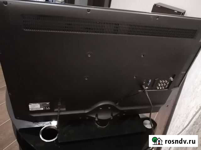 Телевизор на запчасти. Не работает пол экрана Грязи - изображение 1