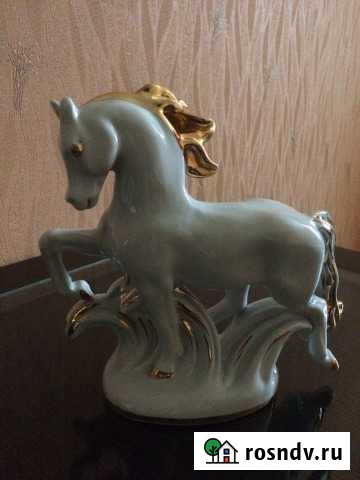 Фарфоровая статуэтка Конь.лфз Чехов - изображение 1