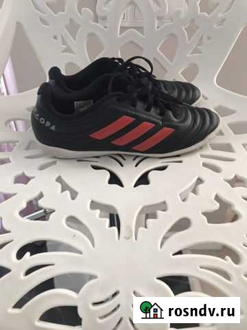 Бутсы футбольные детские в отличном состоянии Красноярск - изображение 1