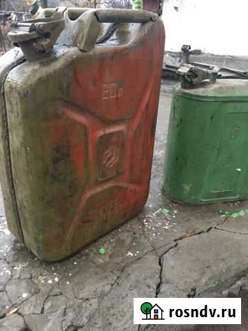 Канистры металлические СССР Горняцкий - изображение 1