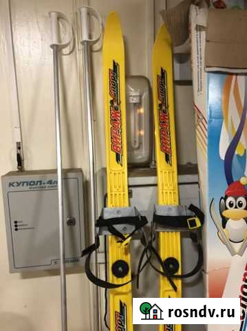 Горные лыжи детские Губкинский - изображение 1