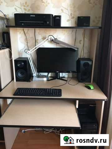 Компьютерный стол, торг Большое Нагаткино - изображение 1