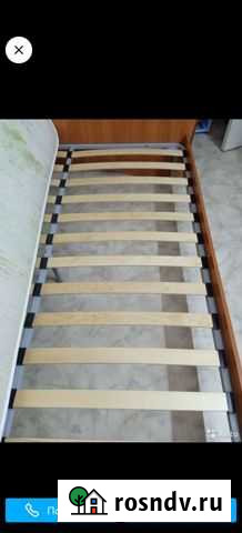 Кровать двухспальная с матрасом бу 160 200 Нижневартовск - изображение 1