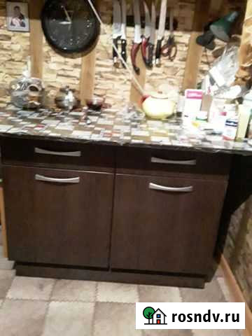 Кухонный стол тумба и шкаф кухонный по 3000 каждая Ленинск-Кузнецкий - изображение 1