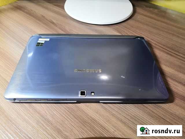 Samsung ativ Smart PC XE500T1C Железногорск - изображение 1