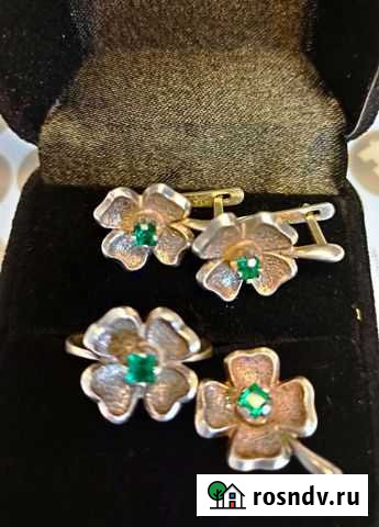 Винтажный серебряный набор с изумрудиками очень кр Кемерово - изображение 1