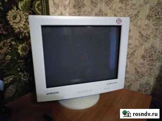 Монитор Samsung SyncMaster 757DFX 17 Балахна