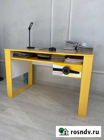 Письменный стол школьный Улан-Удэ - изображение 1